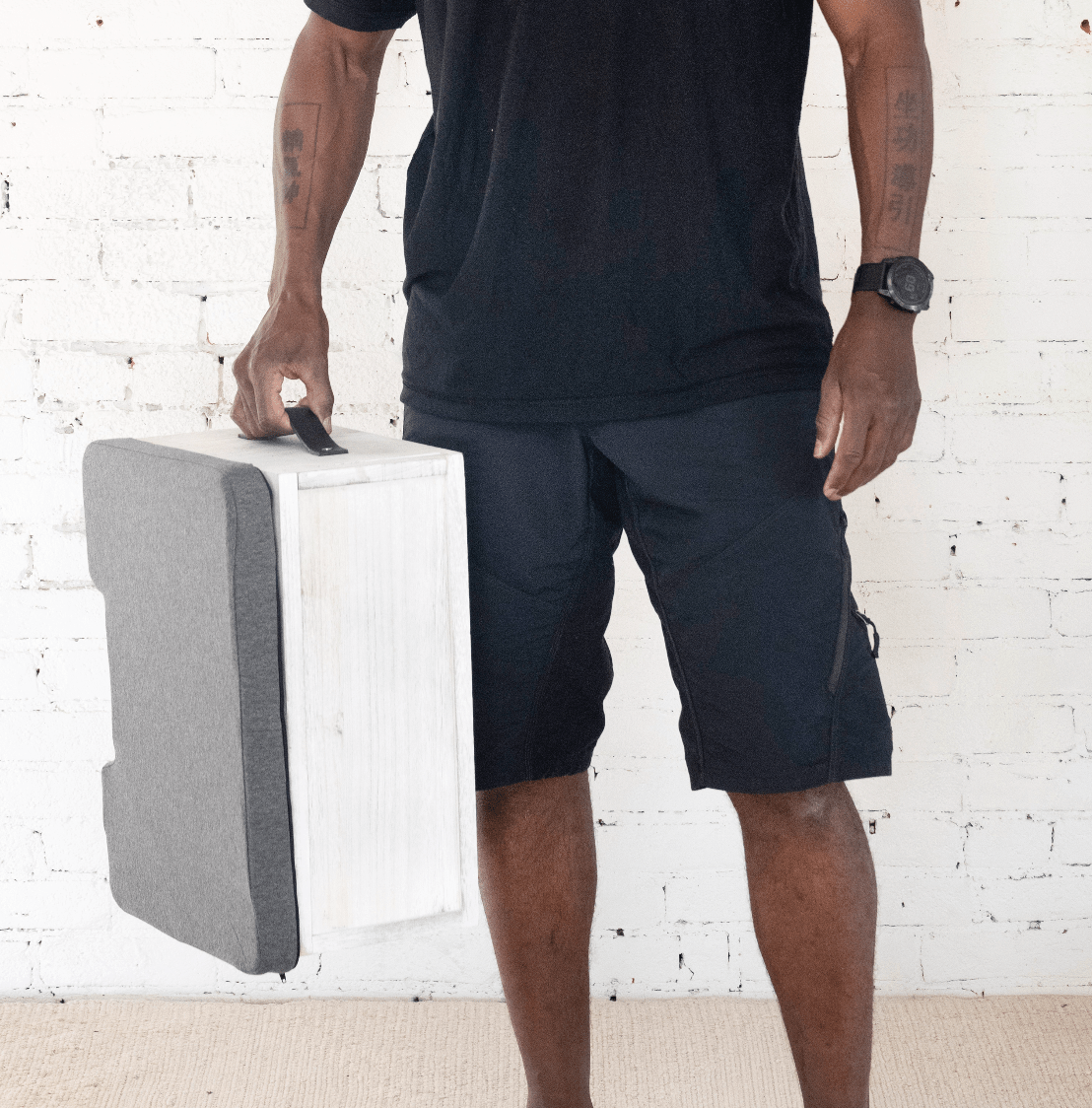 Portable Ungloo Box meditation chair with back and hip support, designed for comfortable seated meditation.